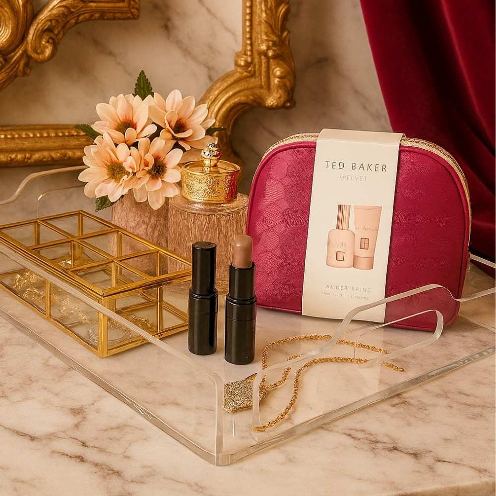 Bandeja em Acrílico para Cosméticos e Maquiagens Bandeja em Acrílico para Cosméticos e Maquiagens