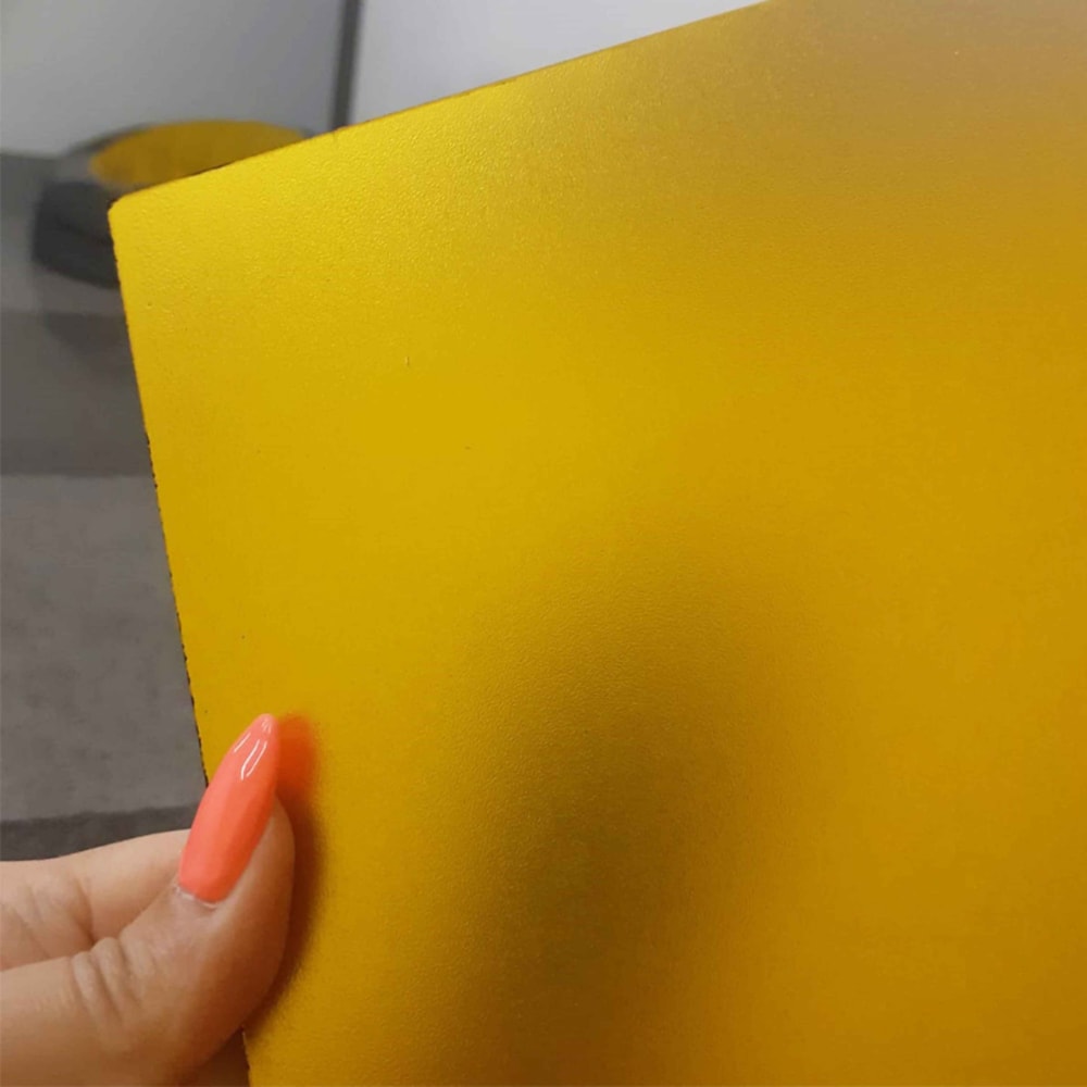 Chapa ABS Dupla Camada Ouro/Preto - 1220x610x1.5mm Chapa ABS Dupla Camada Ouro/Preto - 1220x610x1.5mm