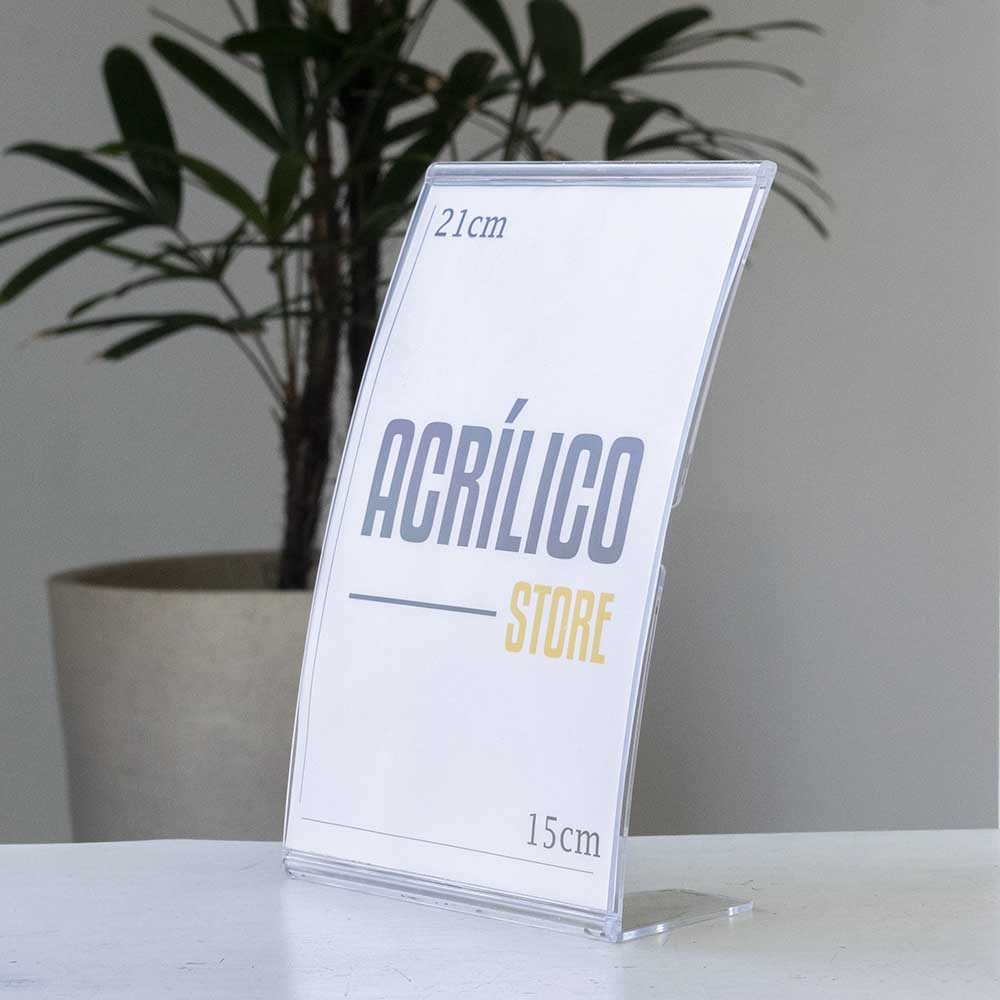 Display em Acrílico Tipo L Curvado A5 Vertical (15x21cm) Display em Acrílico Tipo L Curvado A5 Vertical (15x21cm)