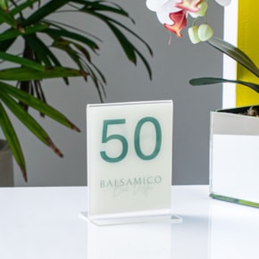 Display Tipo T para Mesas e Eventos Personalizado