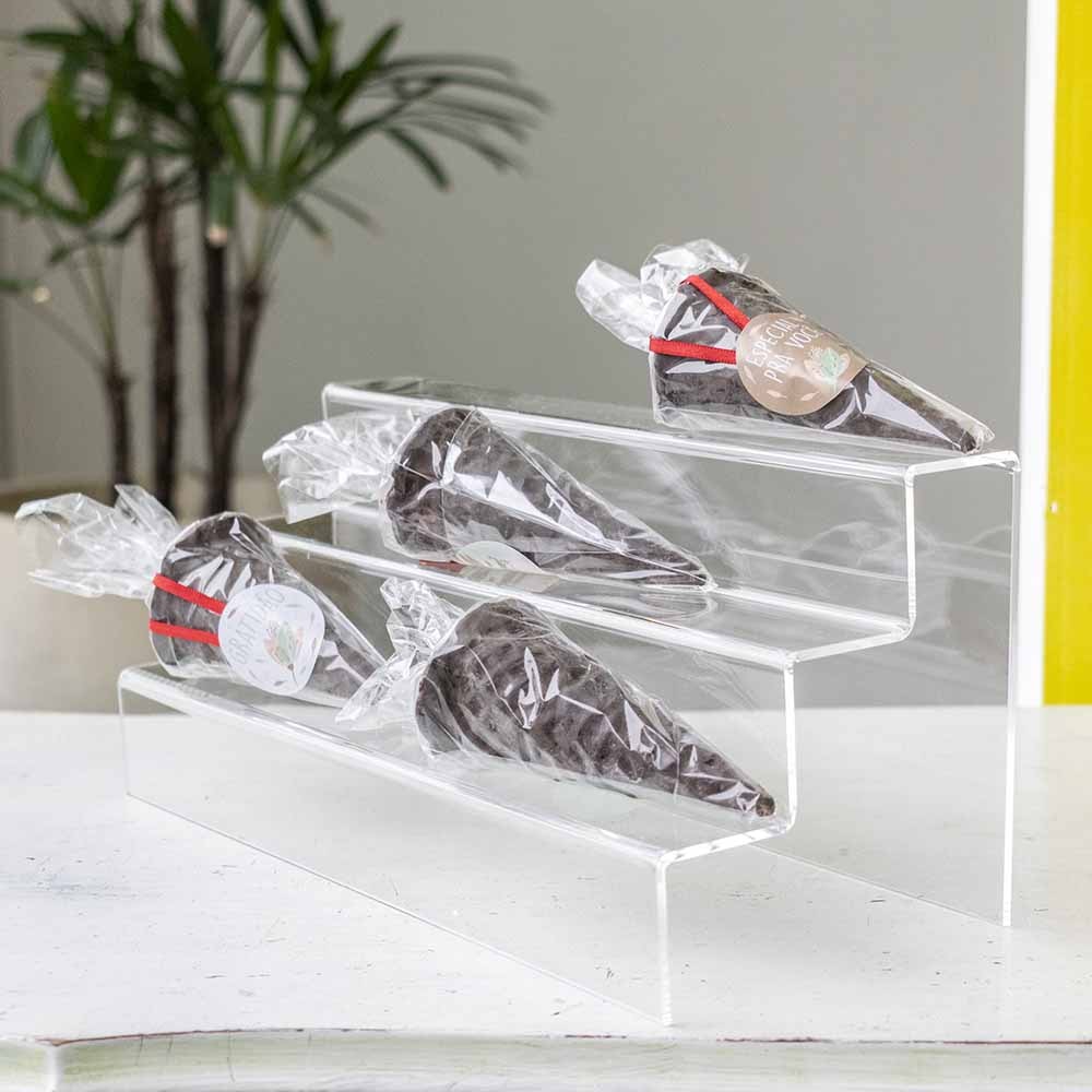 Expositor em Acrílico com 3 Degraus Expositor em Acrílico com 3 Degraus