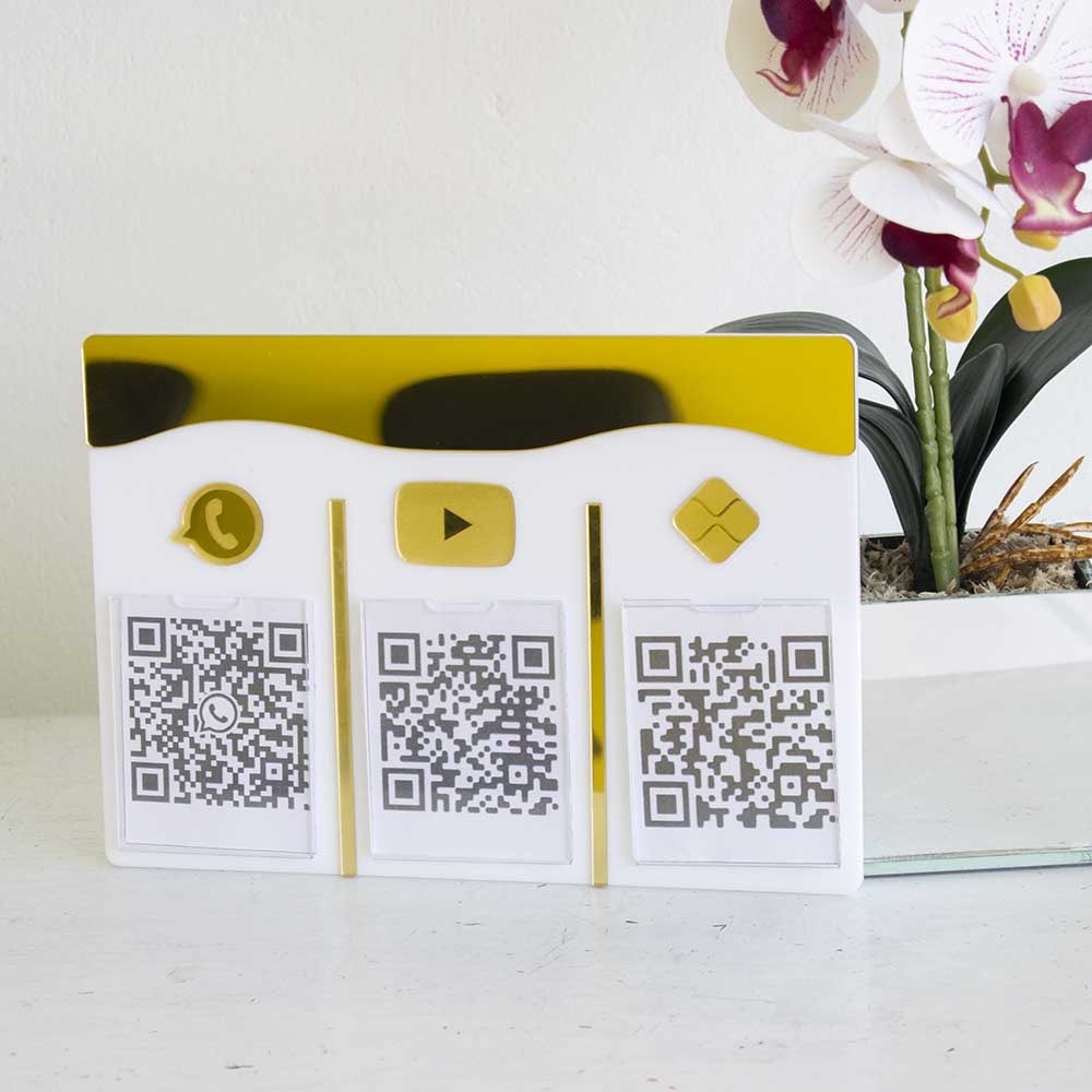 Placa e Display Pix Dourado com 3 Bolsas Placa e Display Pix Dourado com 3 Bolsas