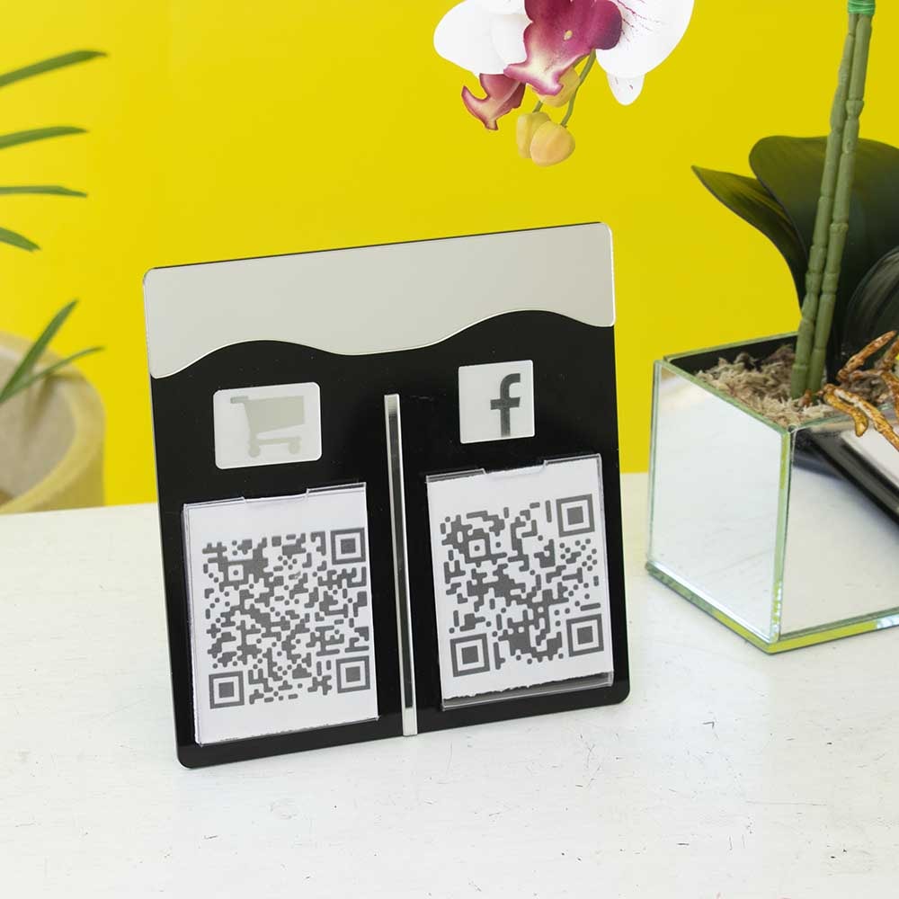 Placa e Display Pix Preto/Prata com 2 Bolsas Placa e Display Pix Preto/Prata com 2 Bolsas