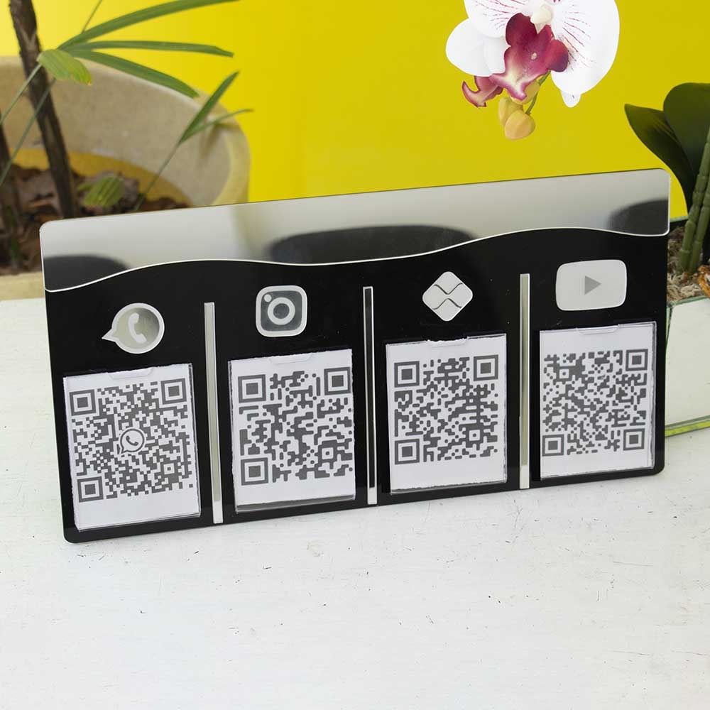 Placa e Display Pix Preto/Prata com 4 Bolsas Placa e Display Pix Preto/Prata com 4 Bolsas