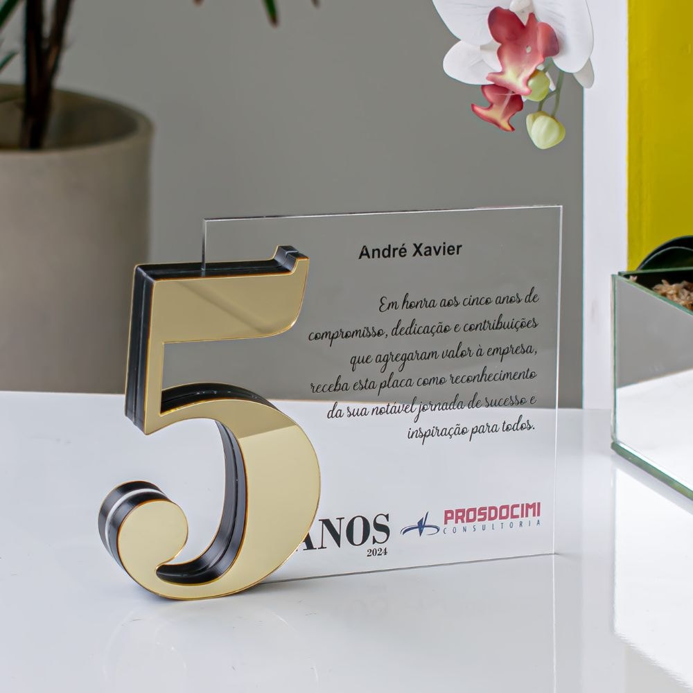 Placa Homenagem em Acrílico Personalizada 5 Anos