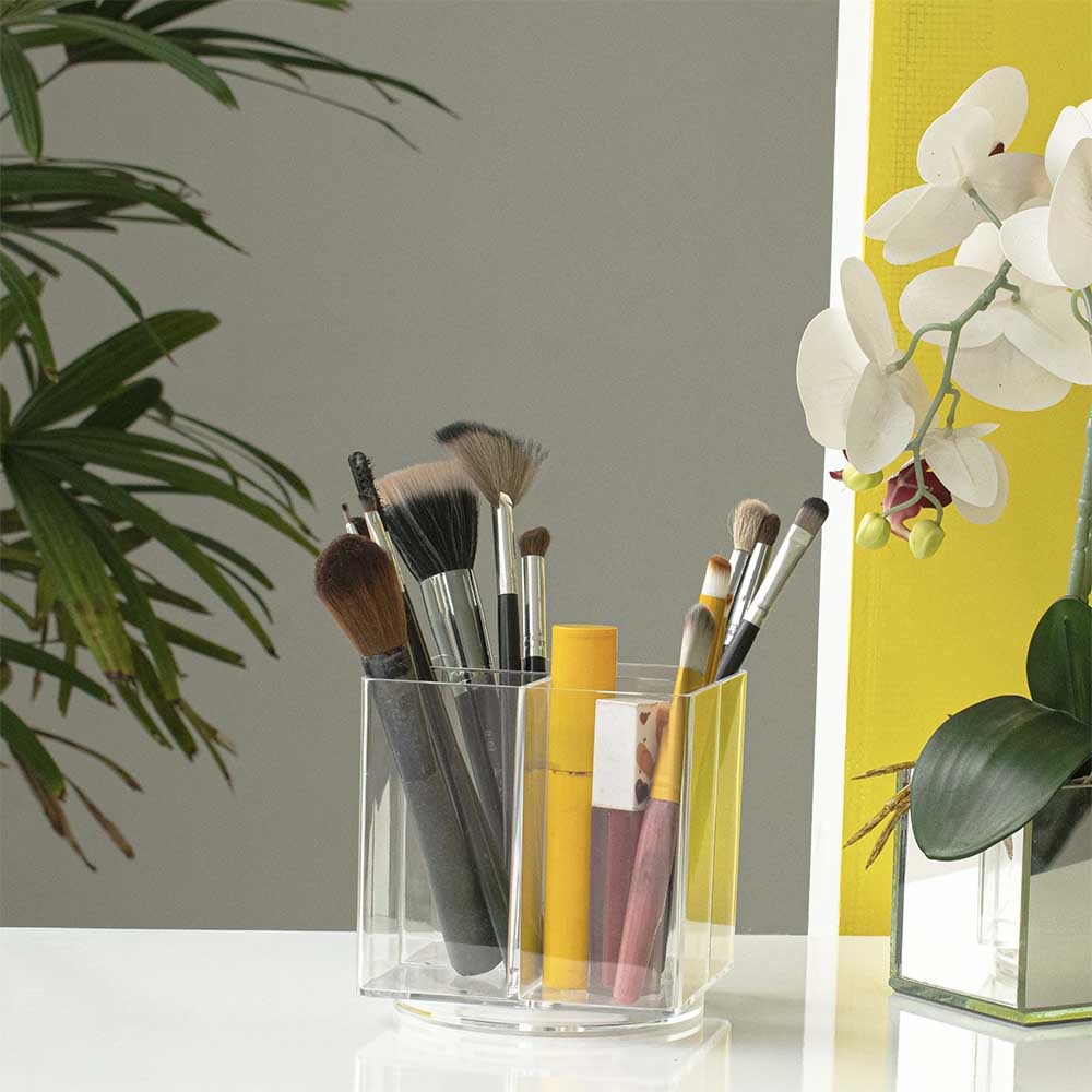 Porta Pincel com 4 Divisórias Giratório Porta Pincel com 4 Divisórias Giratório