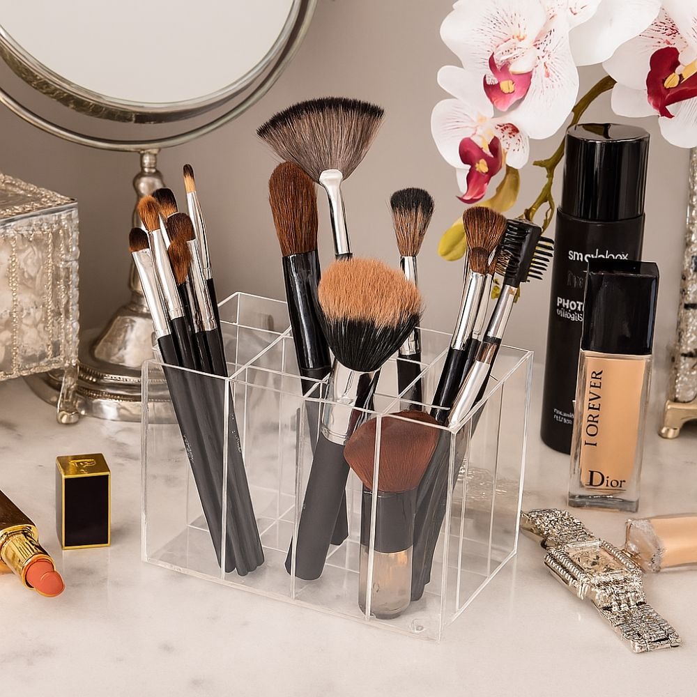 Porta Pincel em Acrílico Cristal com 9 Divisórias Porta Pincel em Acrílico Cristal com 9 Divisórias