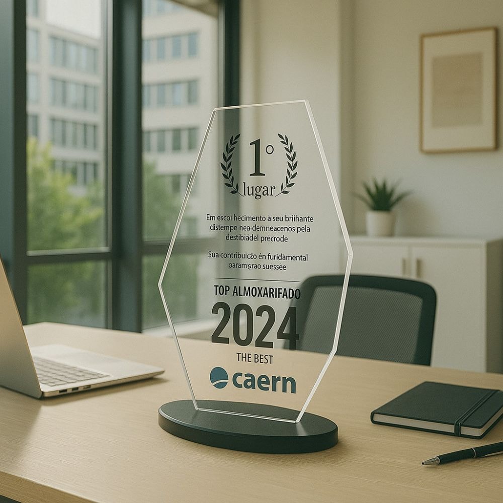 Troféu em Acrílico Personalizado Geométrico
